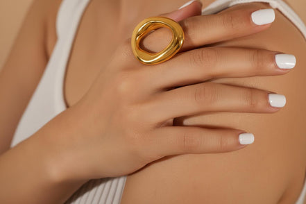 Modern Abstract Ring