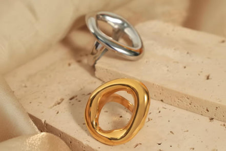 Modern Abstract Ring