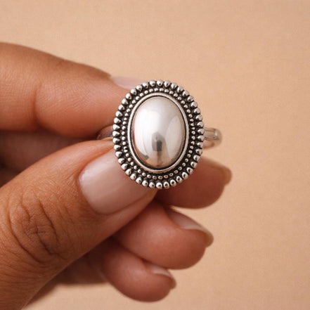 Silver Oval Dome Ring - Vintage Boho Dotted Border Ring - Oxidized Silver Statement Ring - Minimalist Ring - Gift for mom